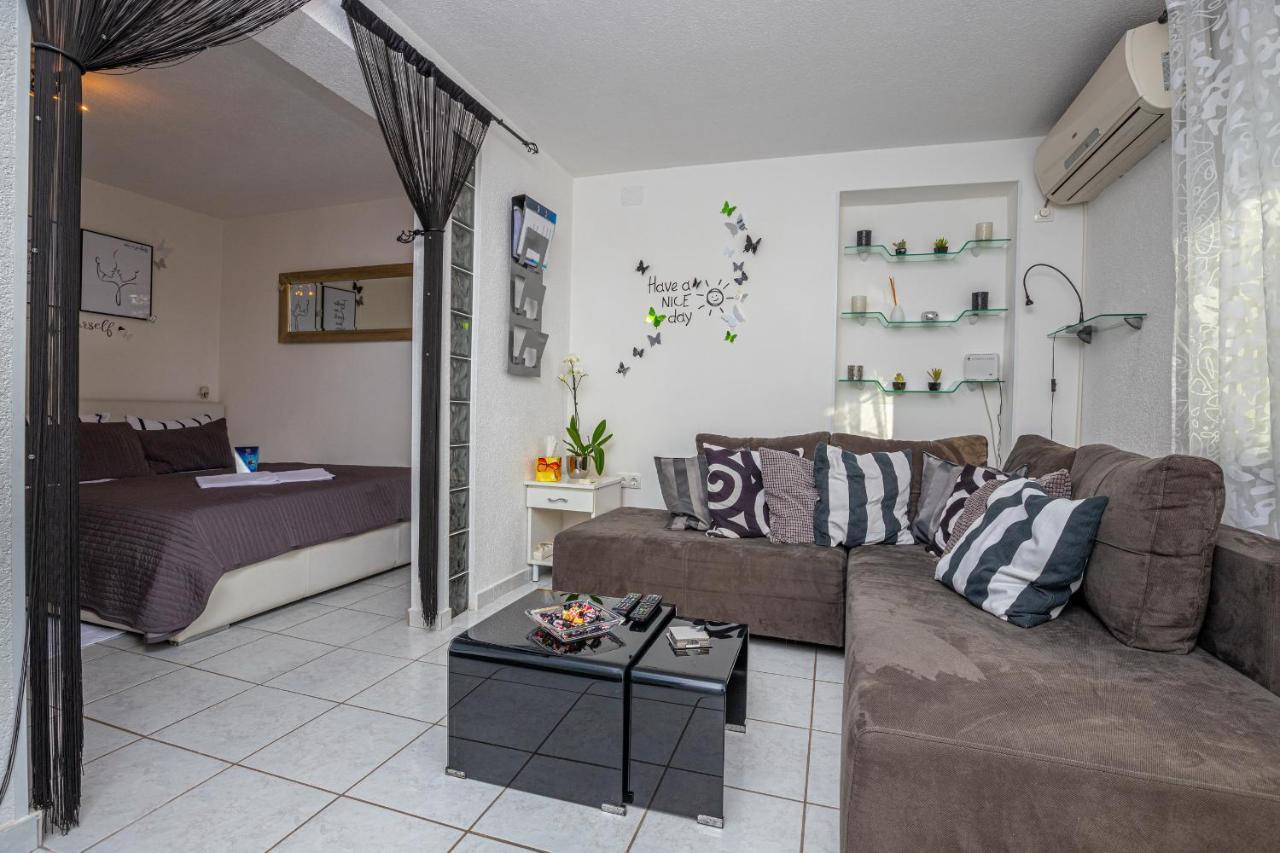 Apartment Lana Crikvenica Buitenkant foto