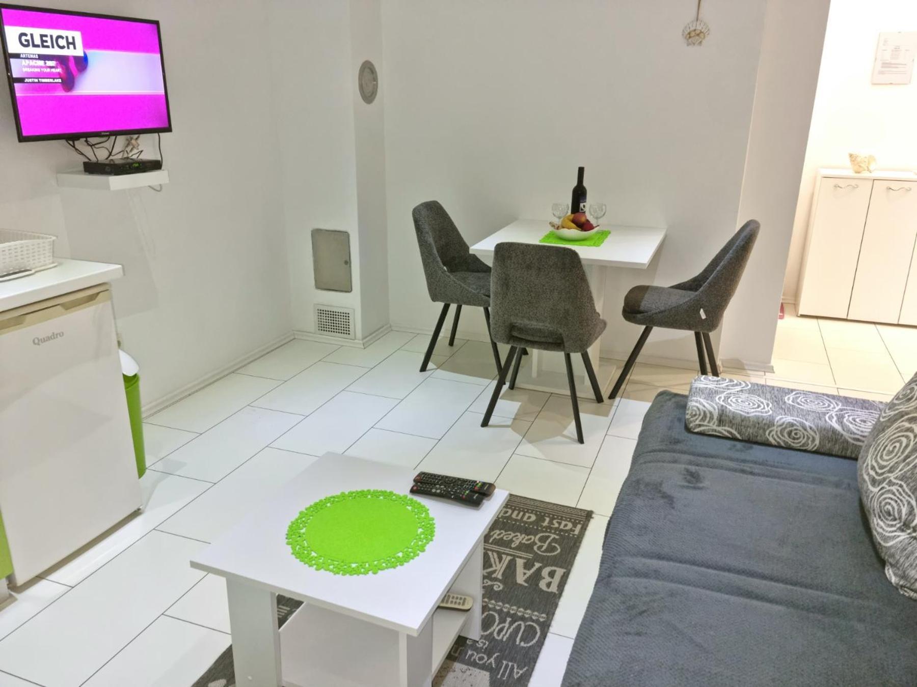 Apartment Lana Crikvenica Buitenkant foto
