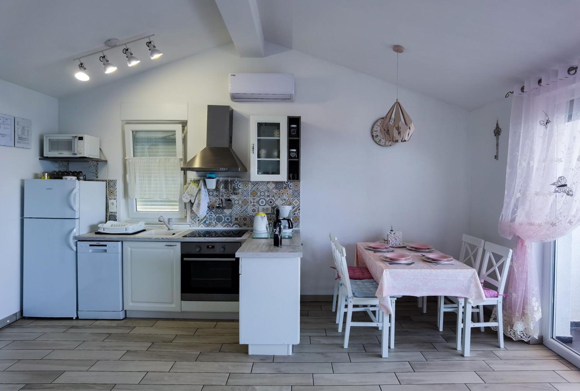 Apartment Lana Crikvenica Buitenkant foto