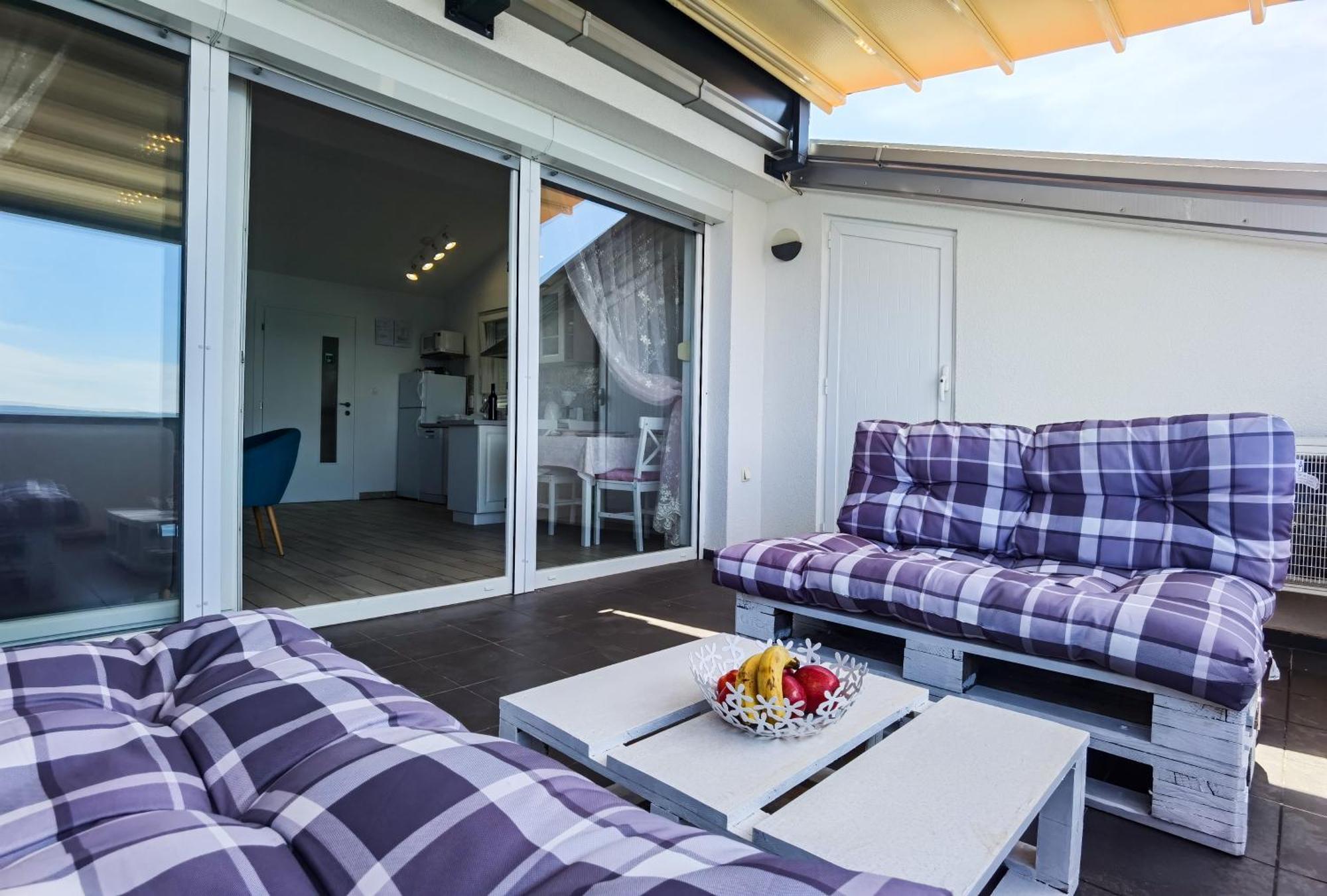 Apartment Lana Crikvenica Buitenkant foto